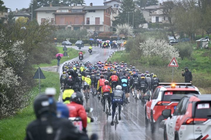 60esima Tirreno Adriatico Cr&eacute;dit Agricole: la Corsa dei due Mari edizione 2025 lascia la Toscana